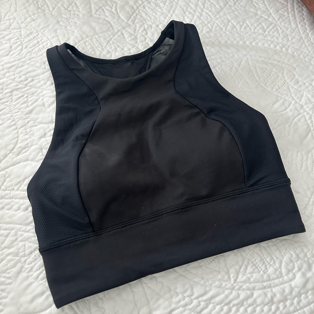 Black Lululemon Women's Sports Bra sz 4